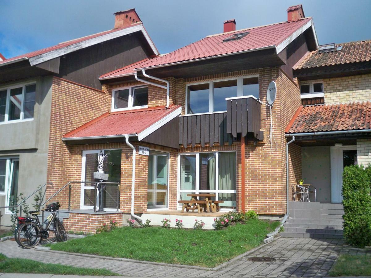 Hotel Haus Artas Nida Exterior foto